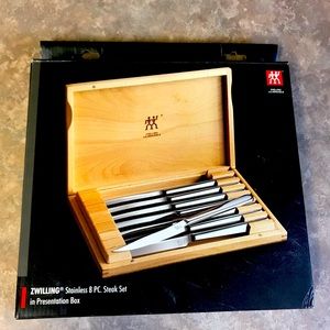 Zwilling J.A. Henckels 8 piece Steak Knife Set